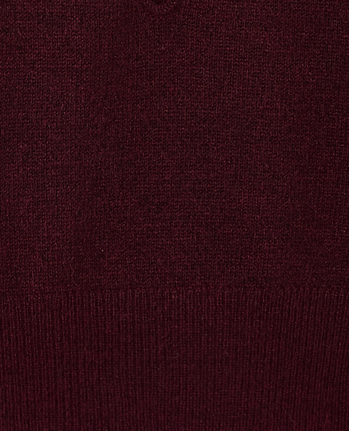 Pull avec goutte et boutonnière façon brandebourg