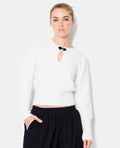 Pull avec goutte et boutonnière façon brandebourg