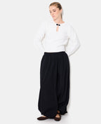 Pull avec goutte et boutonnière façon brandebourg