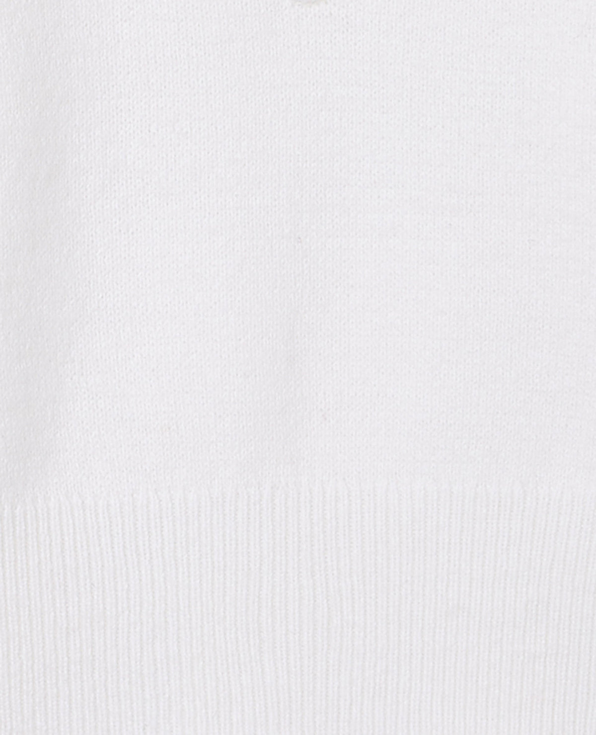Pull avec goutte et boutonnière façon brandebourg