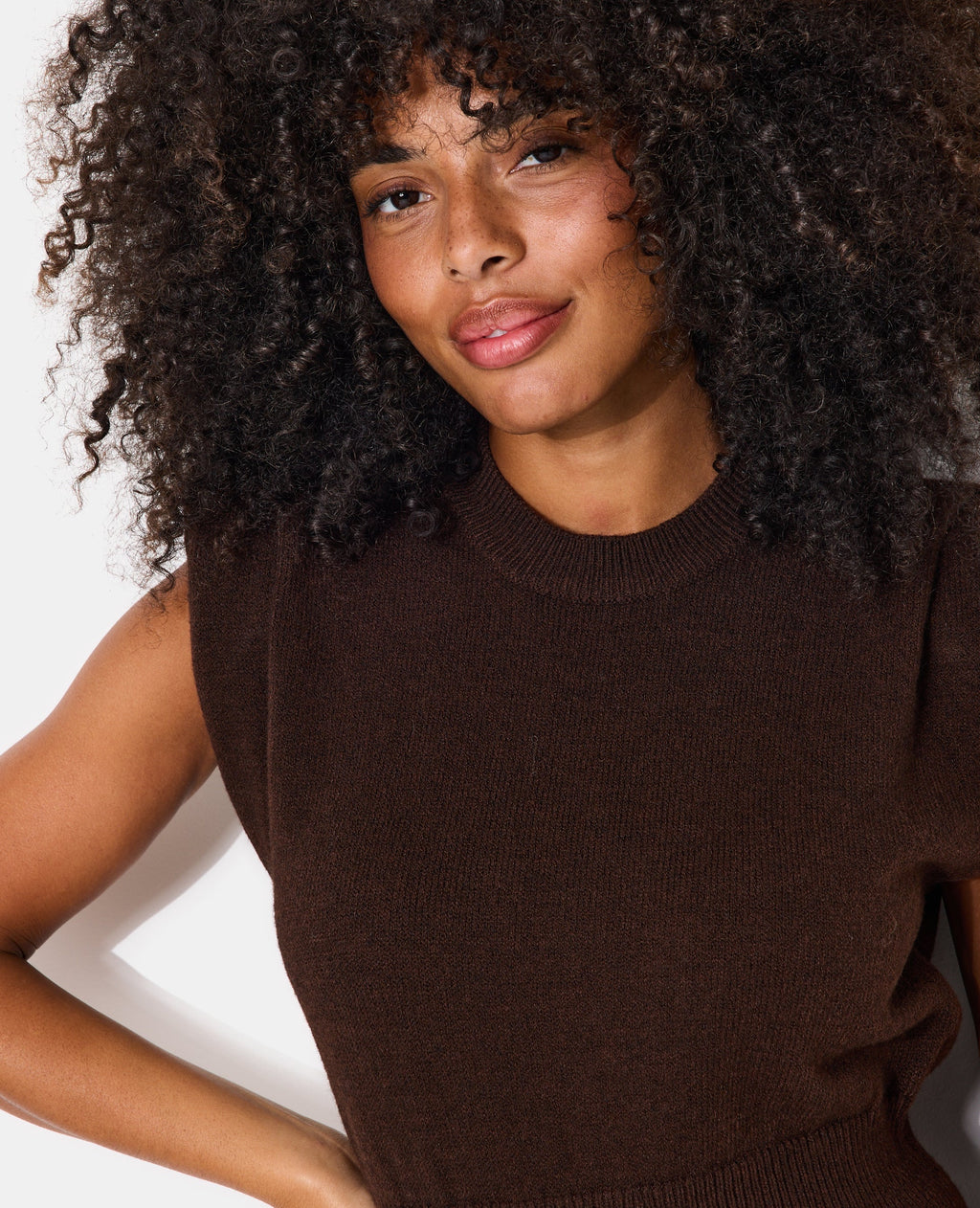 Pull sans manches avec épaulettes