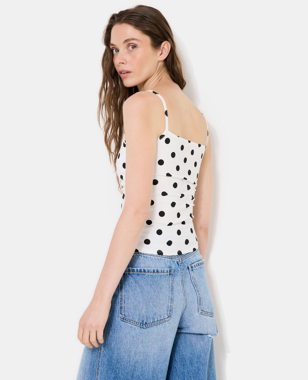 Débardeur fines bretelles motif pois
