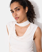 Top sans manches encolure bénitier avec écharpe