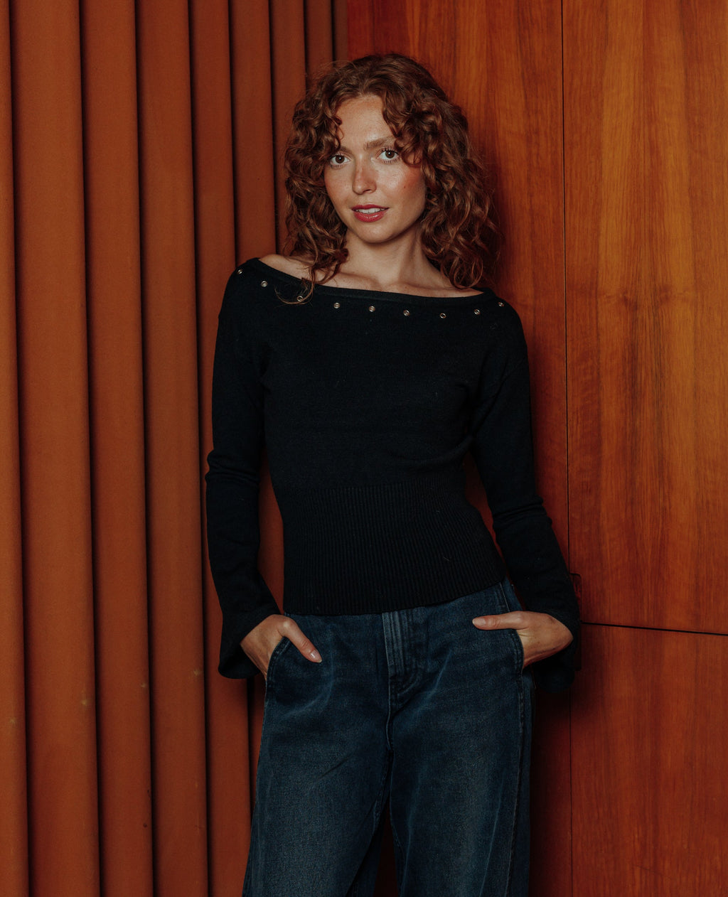 Pull avec œillets et manches flare