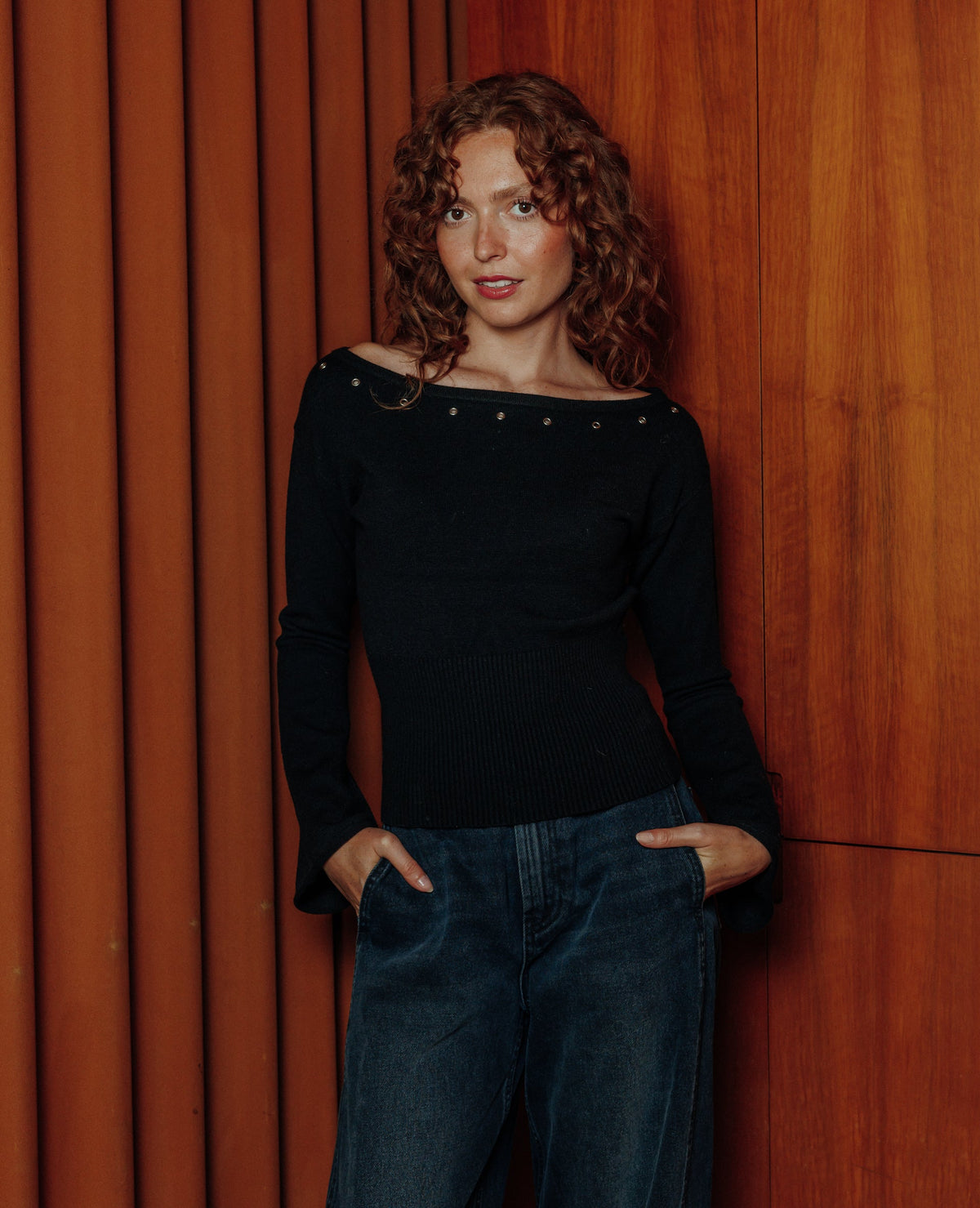 Pull avec œillets et manches flare