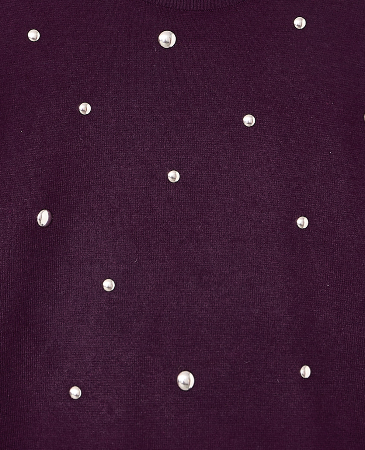Pull col rond avec clous