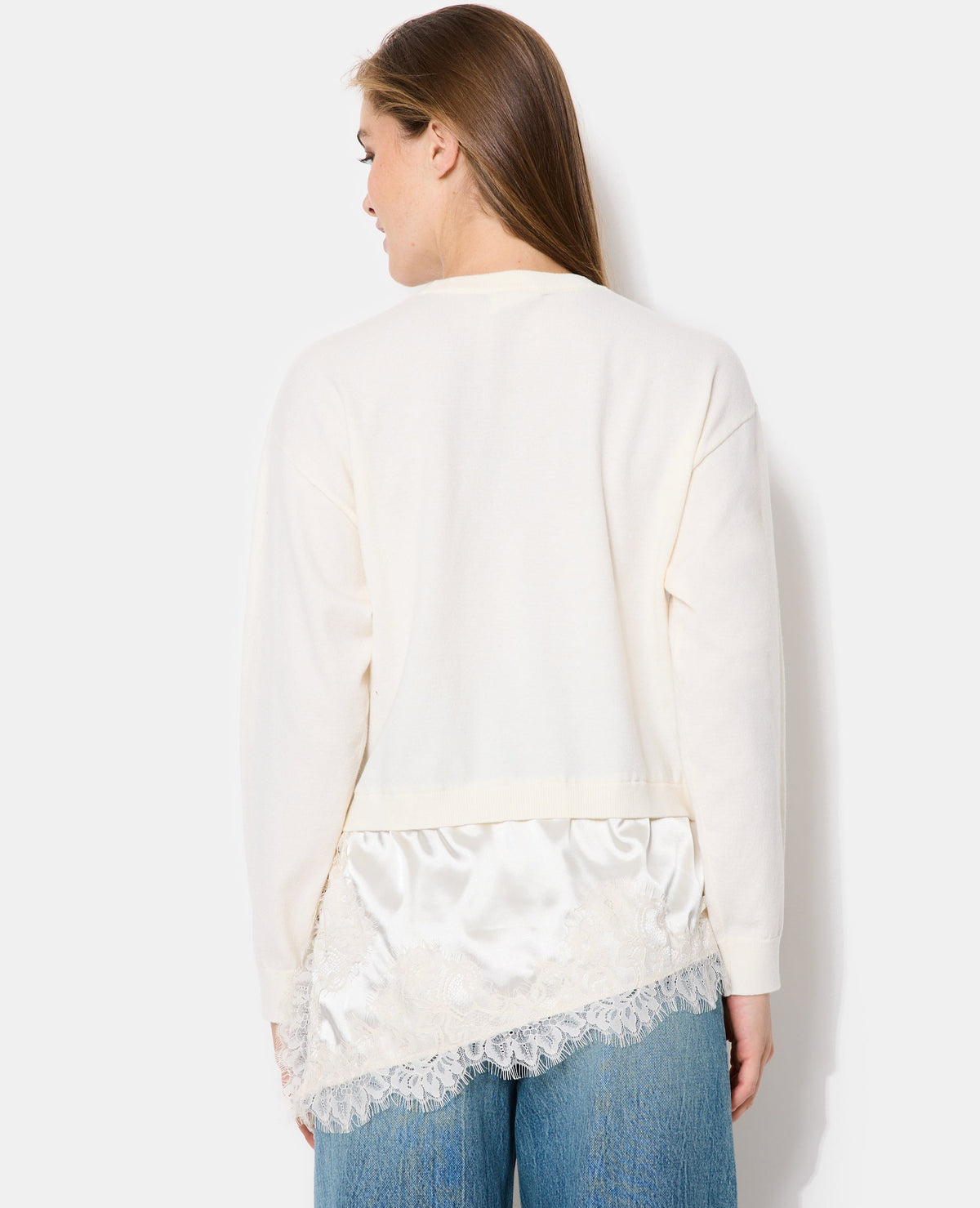 Pull 2 en 1 effet superposition avec satin et dentelle