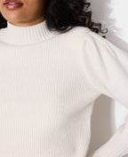 Pull col montant avec épaulettes
