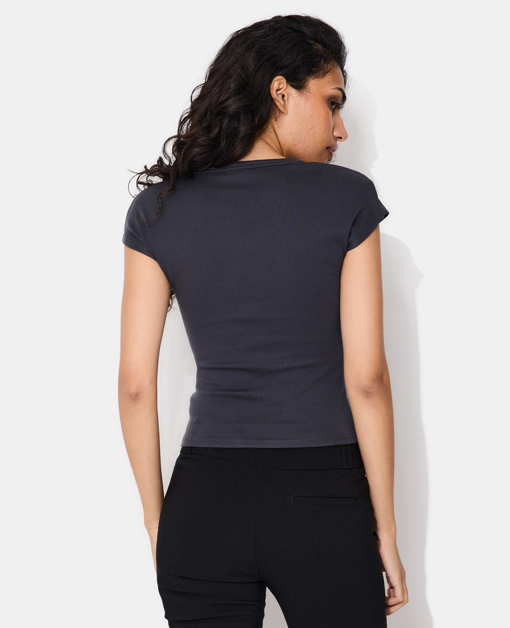 T-shirt ajusté avec message en strass