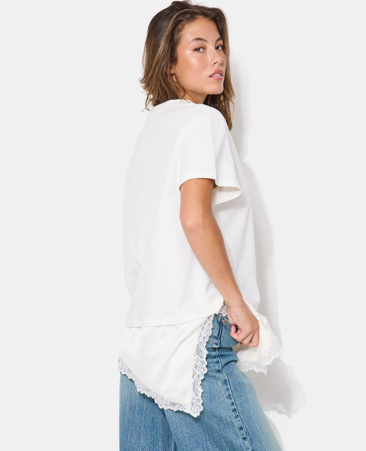 T-shirt oversize effet superposition bas nuisette
