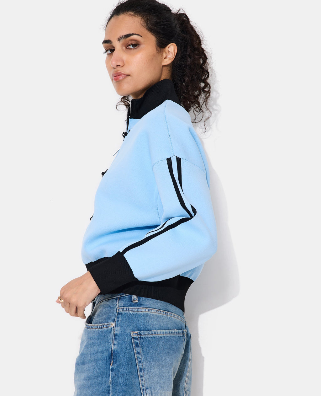 Gilet zippé en maille serrée esprit asiatique