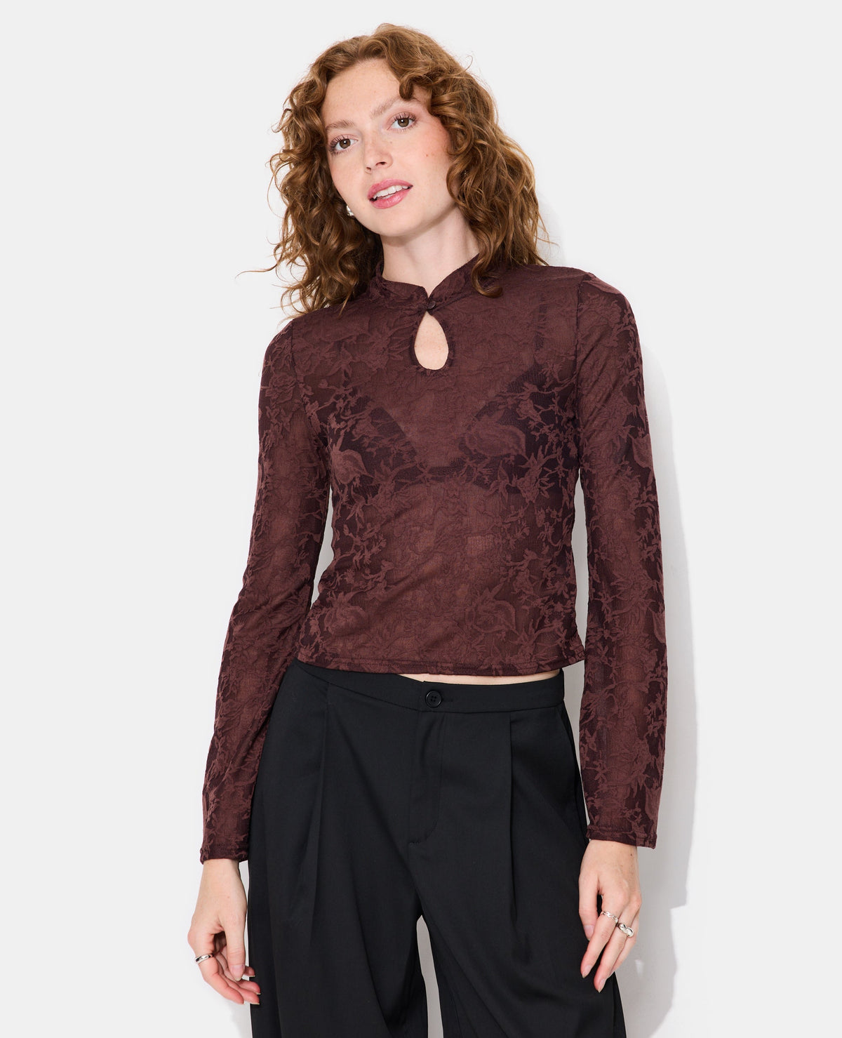 Top jacquard effet dentelle avec fleurs