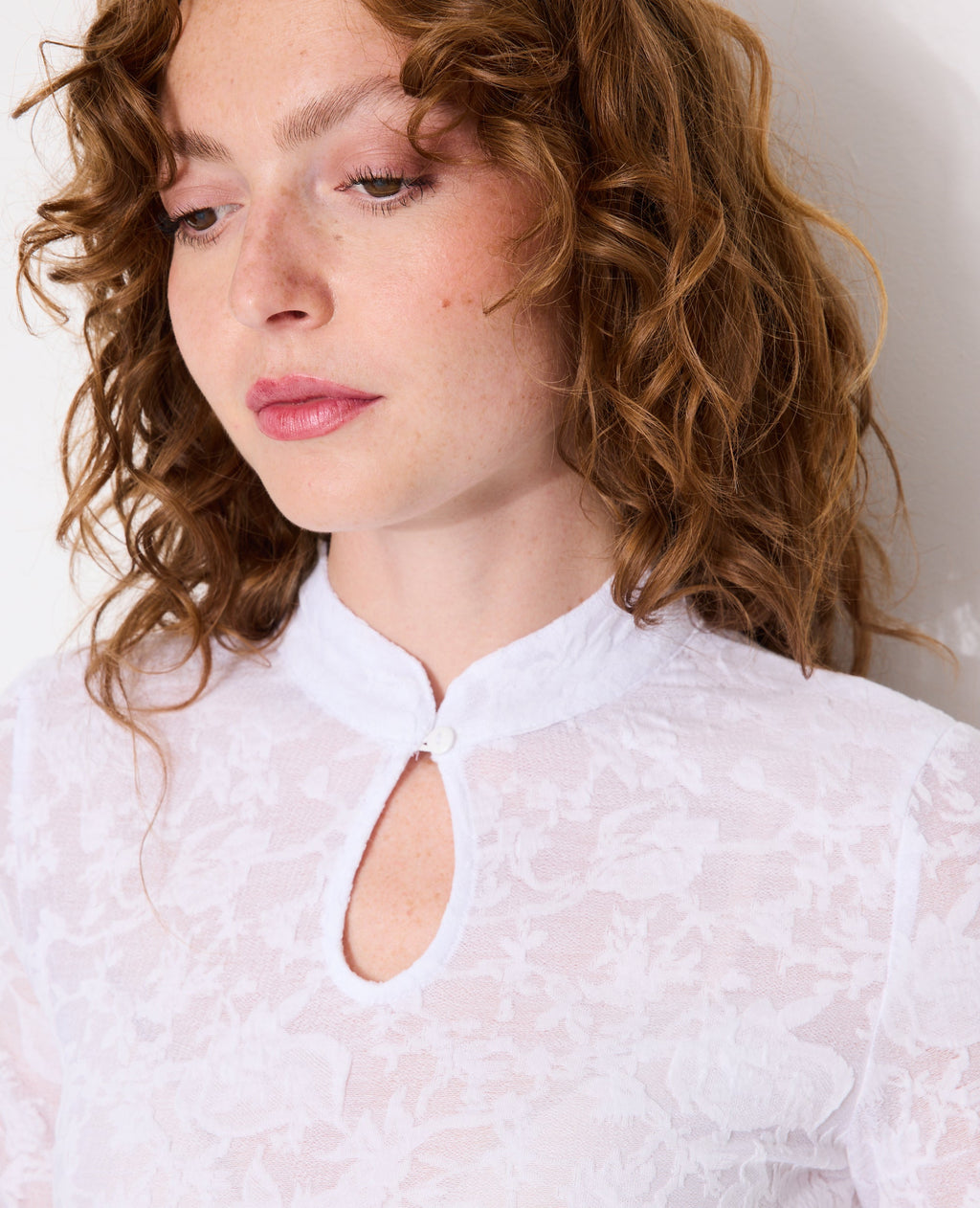 Top jacquard effet dentelle avec fleurs