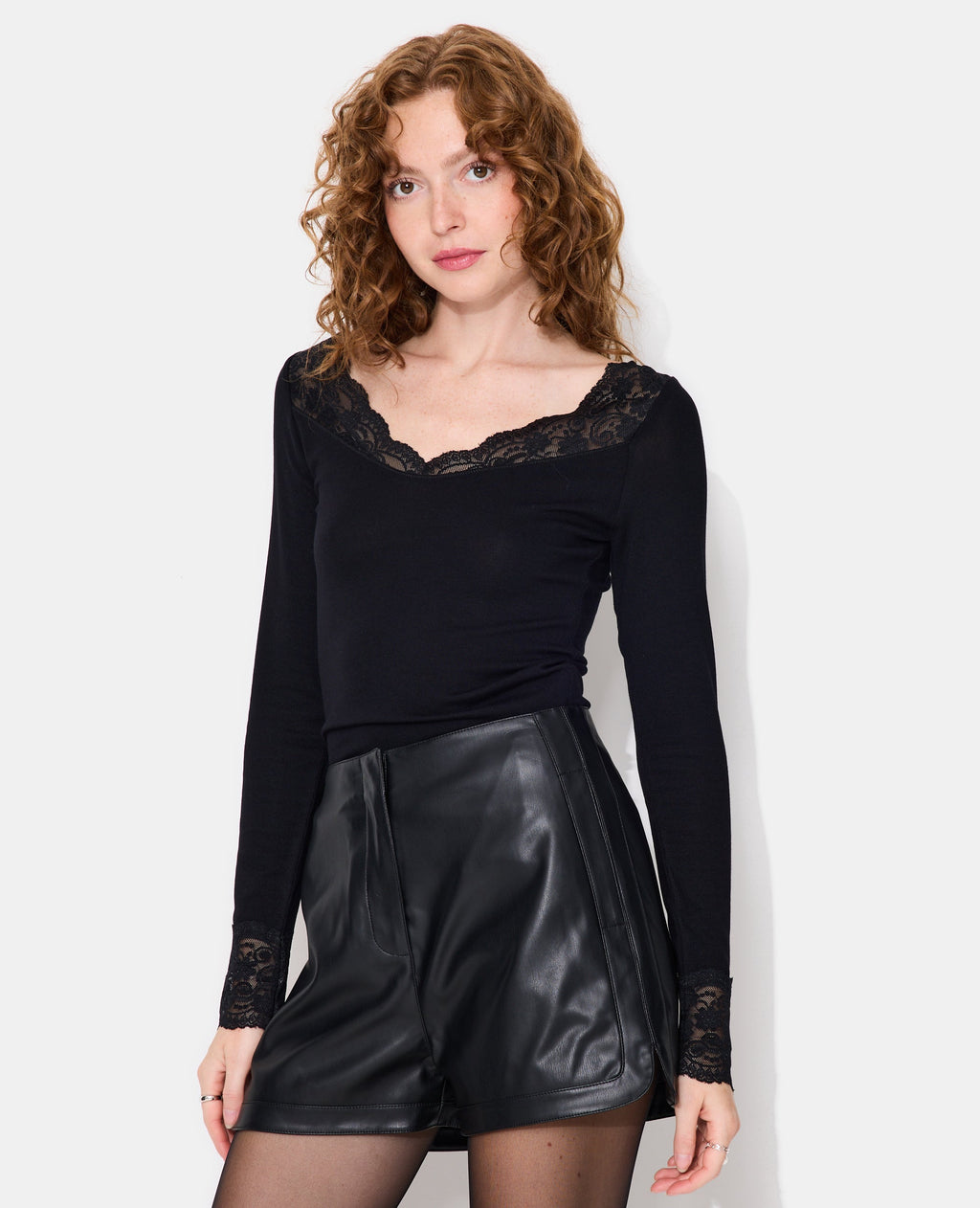 T-shirt manches longues avec dentelle