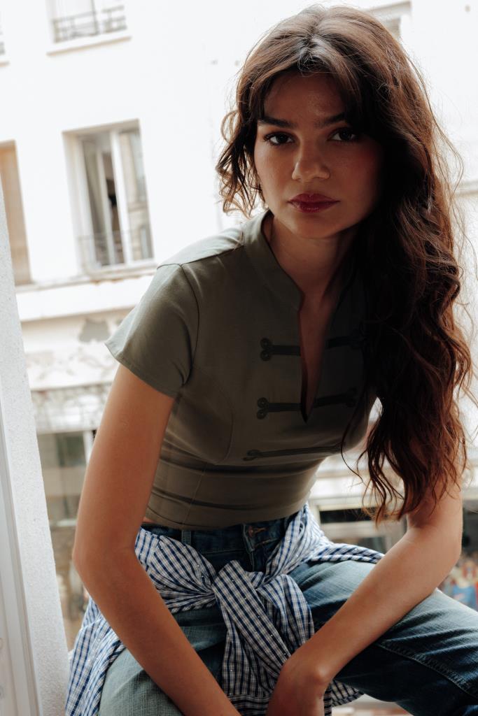 T-shirt court esprit asie avec col mao