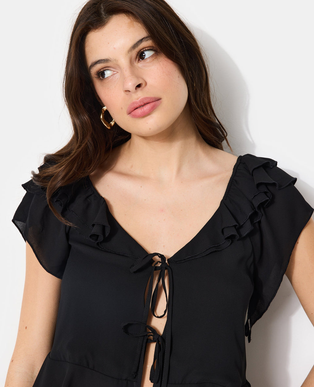 Blouse en voile avec volants et nouettes
