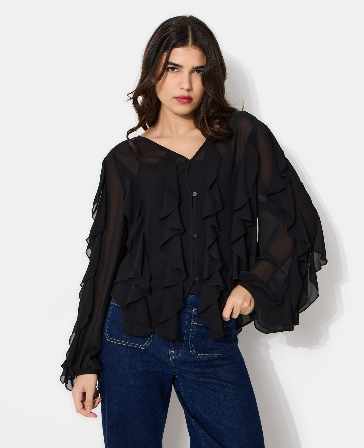 Blouse en voile avec volants et boutons