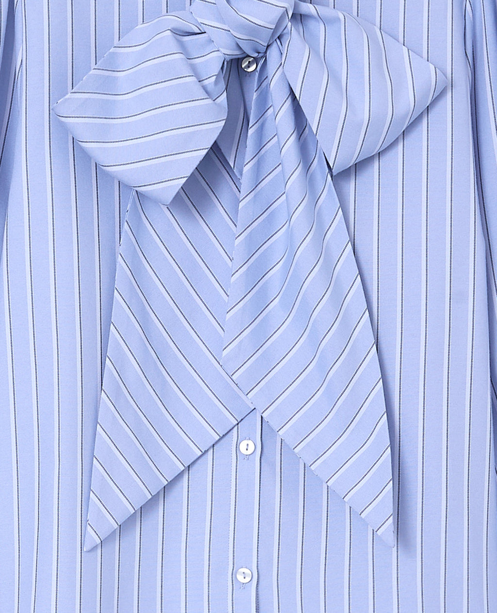 Chemise rayée col lavalière avec manches ballons