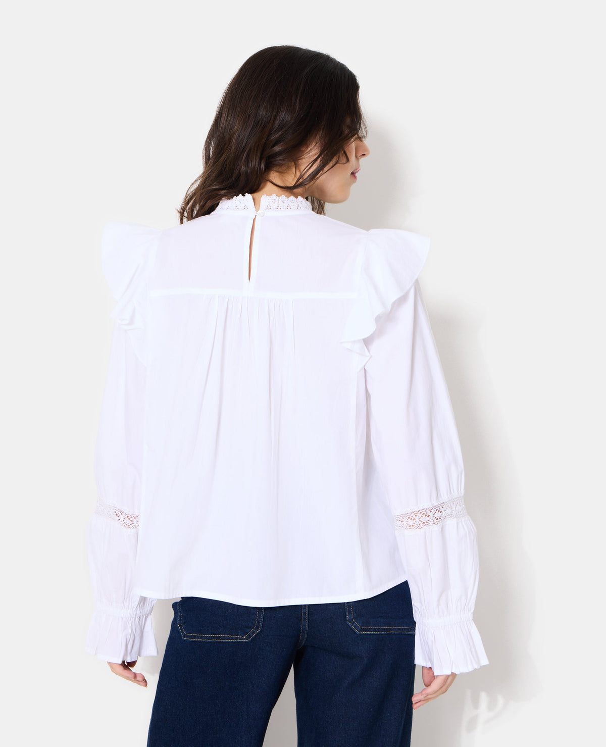Blouse en popeline avec dentelle et volants