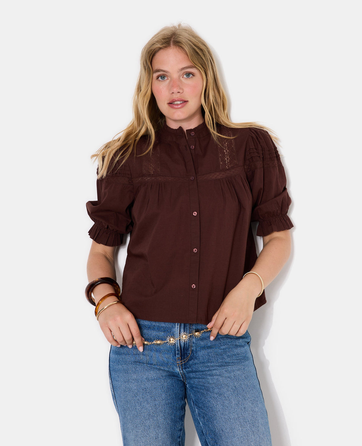 Blouse avec dentelle manches courtes ballons