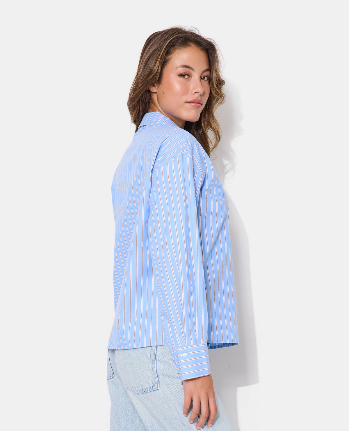 Chemise oversize rayée avec cravate
