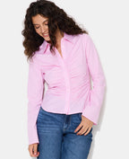 Chemise fittée rayée avec fronces