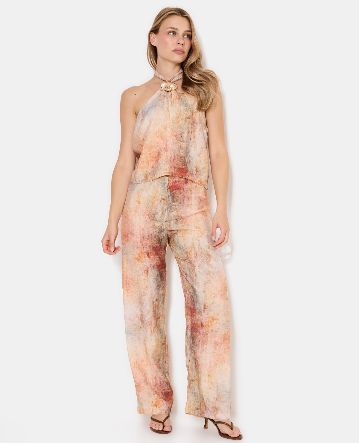 Top dos-nu effet marbré avec détail bijou fleur
