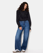 Blouse manches longues avec dentelle et volants
