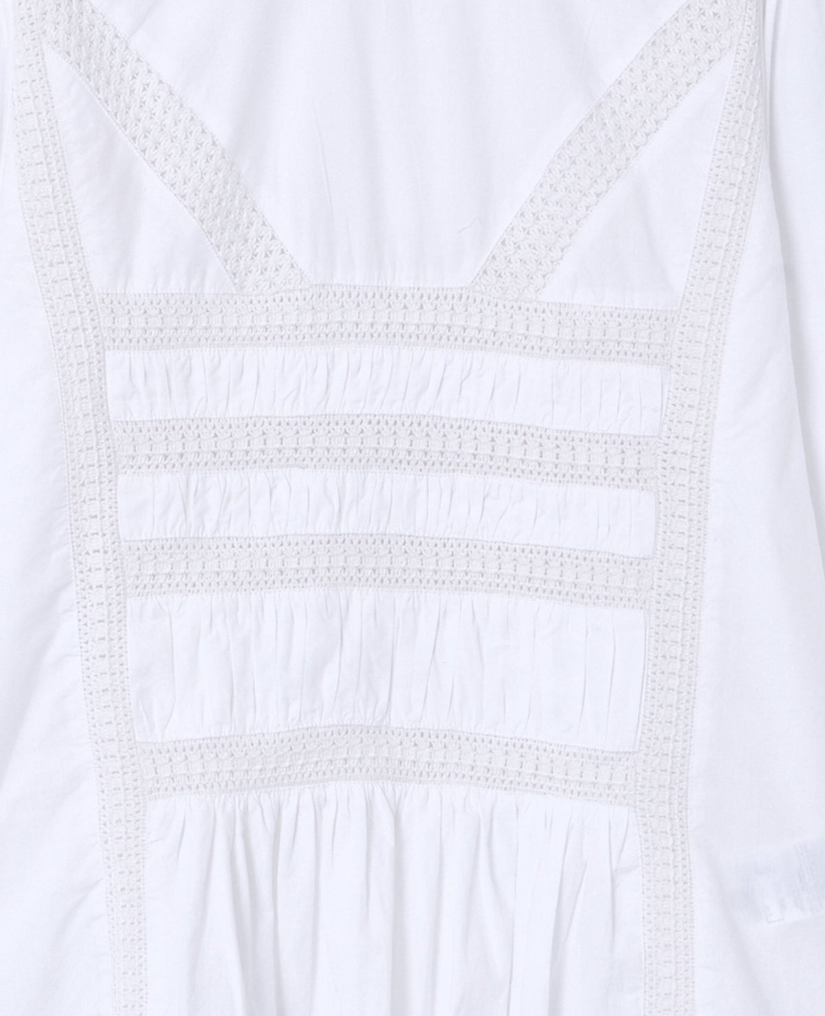 Blouse avec fronces, volants et broderies