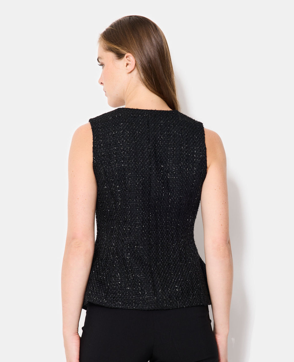 Top en tweed avec fils lurex et bouton fantaisie