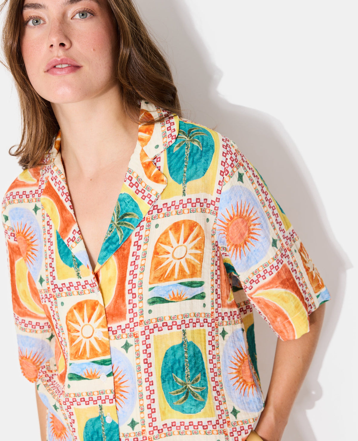 Chemise manches courtes motif soleils et lunes
