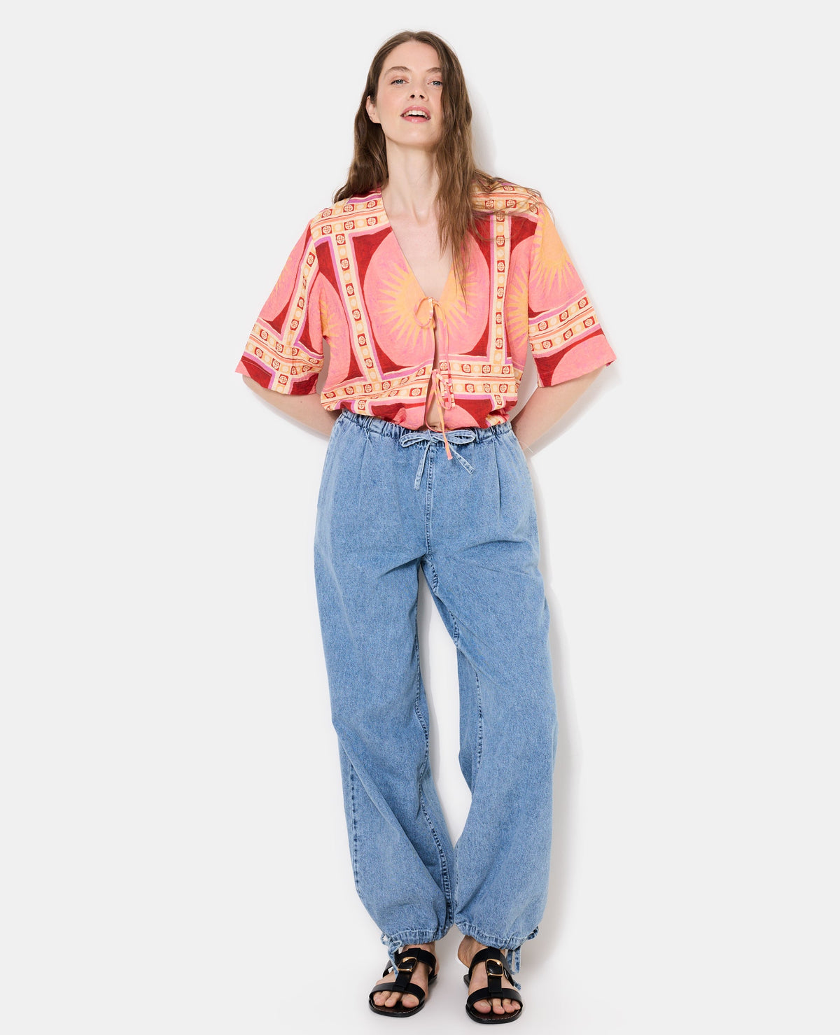 Chemise manches courtes motif soleils
