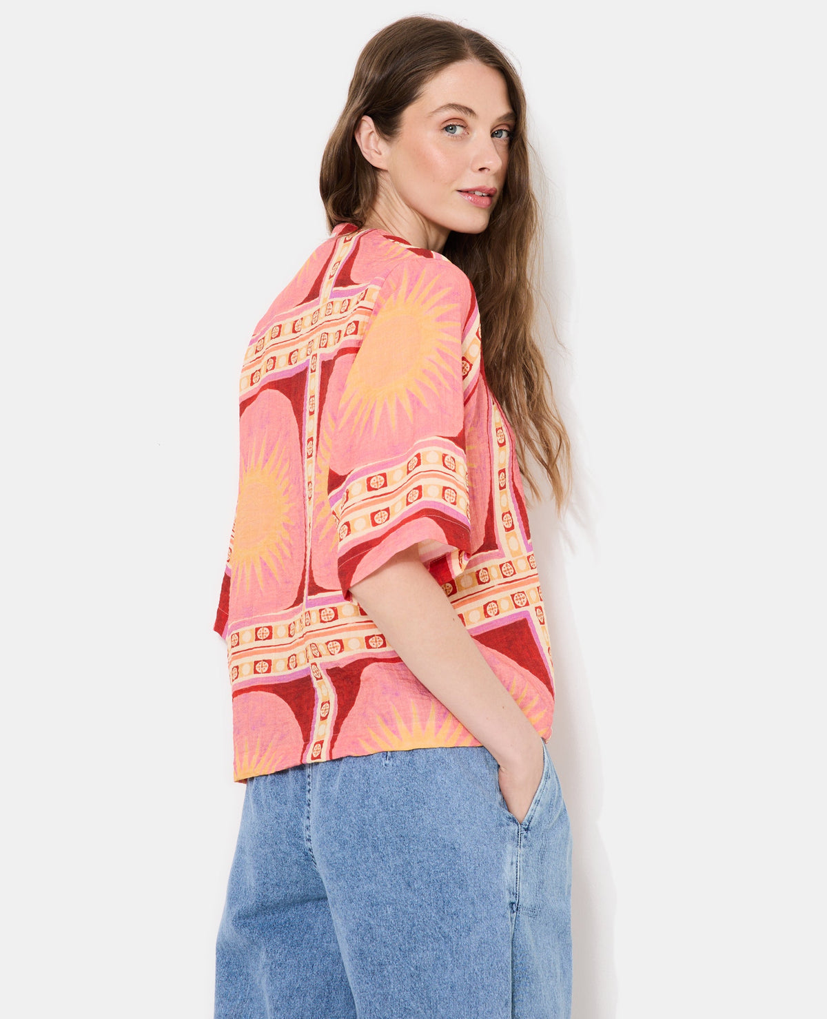 Chemise manches courtes motif soleils