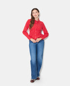Chemise cintrée à pois avec taille élastiquée