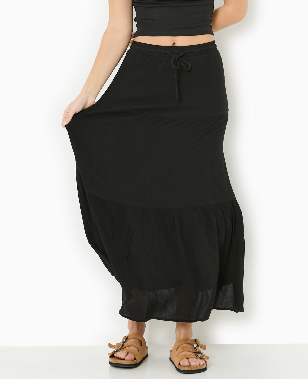 Jupon long à étages avec ceinture élastiquée