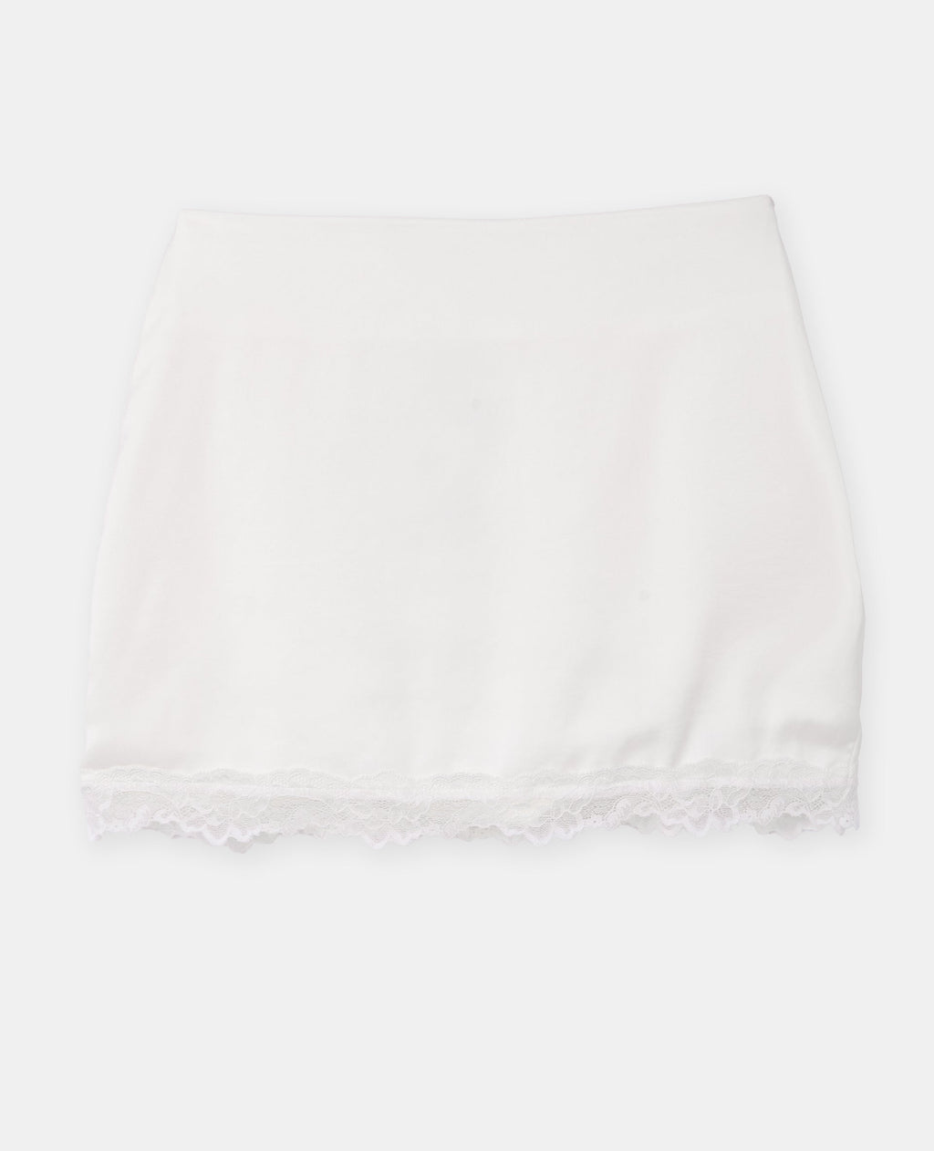 Jupe-short satin et dentelle
