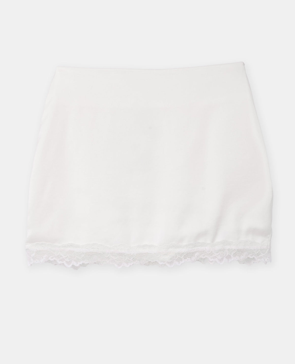 Jupe-short satin et dentelle