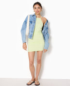 Robe courte en maille extensible avec fronces