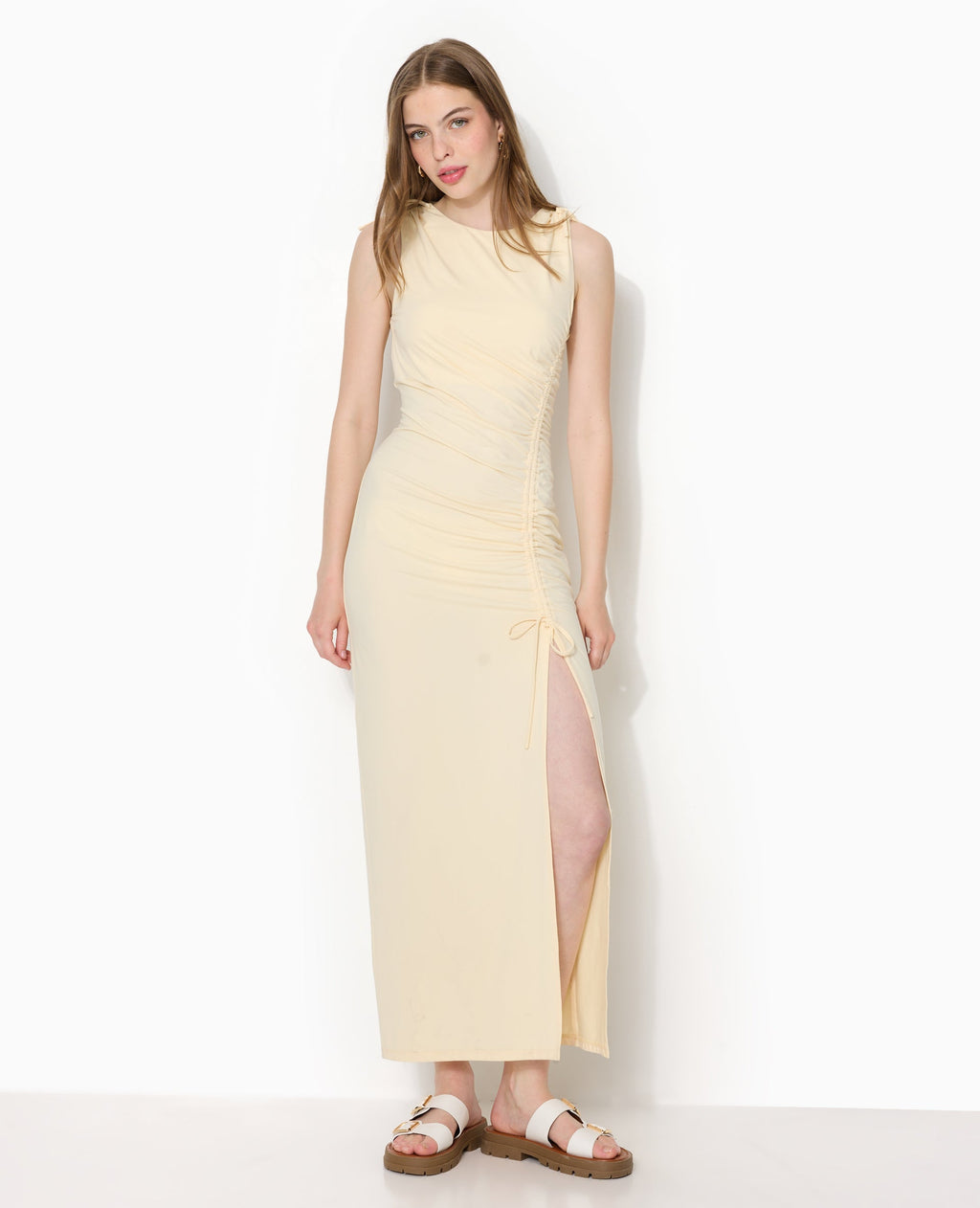 Robe longue avec liens coulissés et fronces
