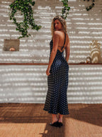 Robe longue dos-nu motif pois