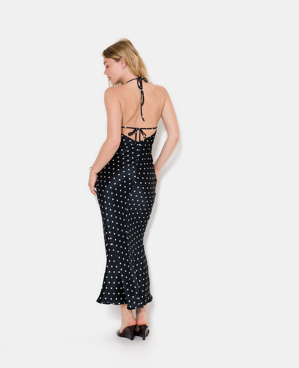 Robe longue dos-nu motif pois