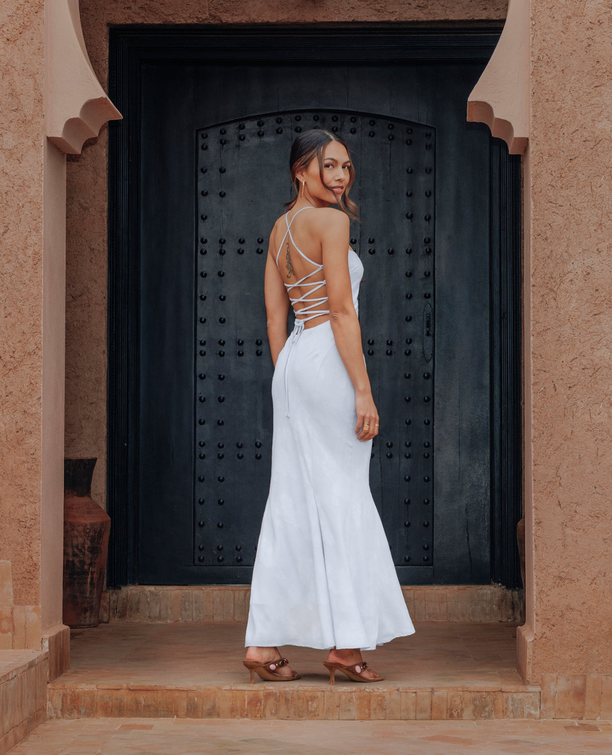 Robe longue évasée effet sirène avec bretelles