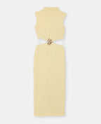 Robe longue avec découpe taille et détail bijou