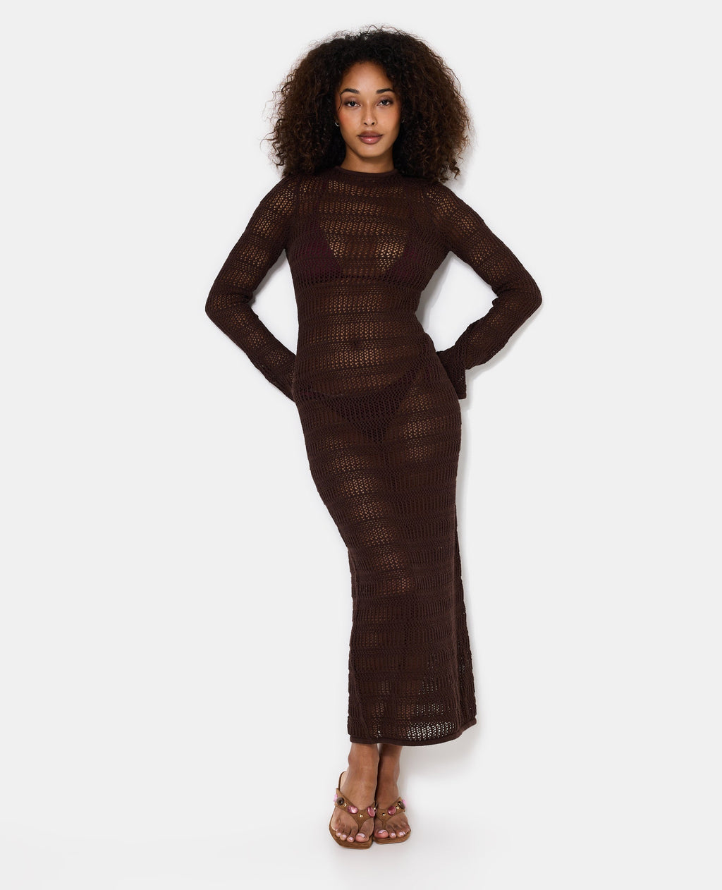 Robe longue dos-nu en maille ajourée