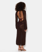 Robe longue dos-nu en maille ajourée