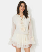 Robe courte en voile avec volants et fleurs