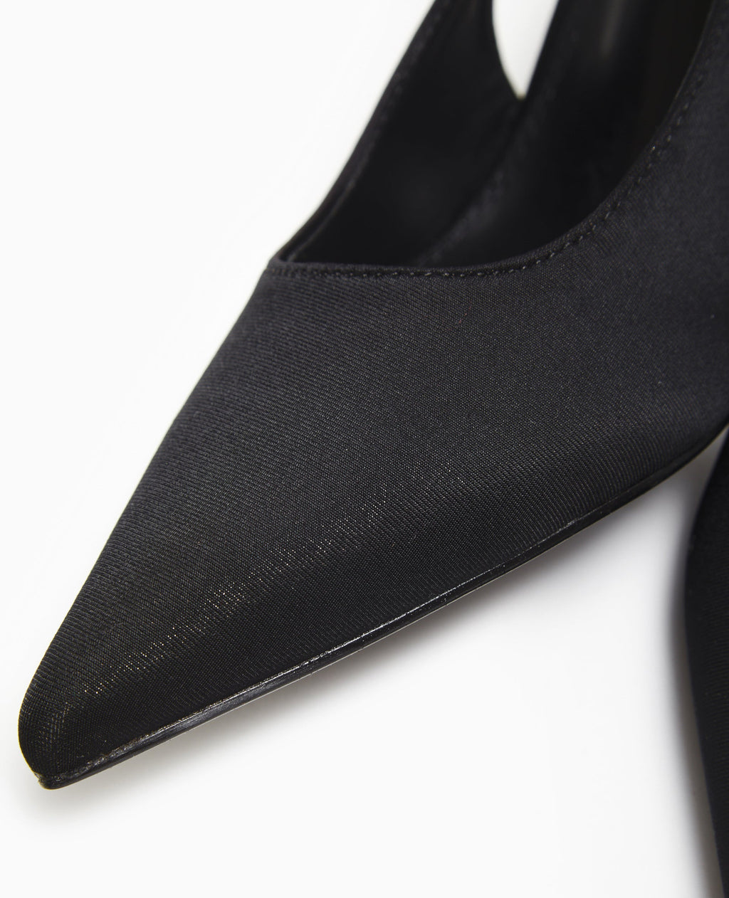 Escarpins bout pointu talon ouvert