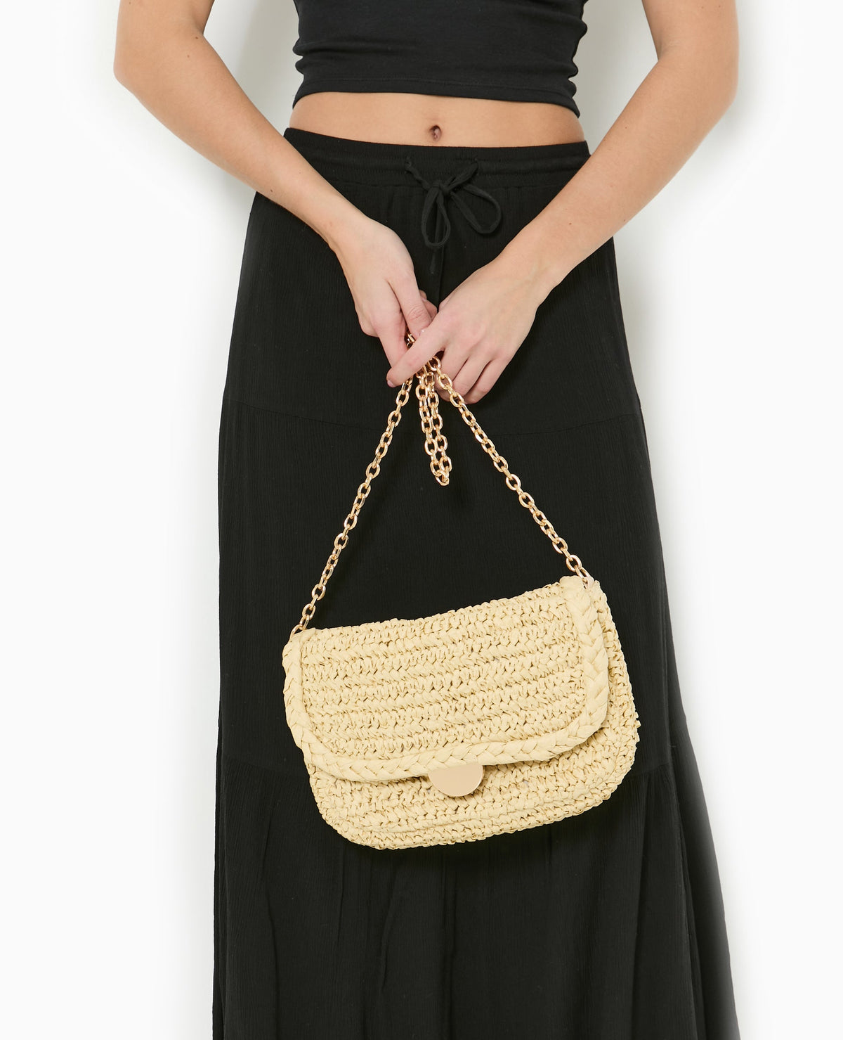 Sac en raphia avec bandoulière en chaine