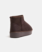 Bottes courtes fourrées en suédine