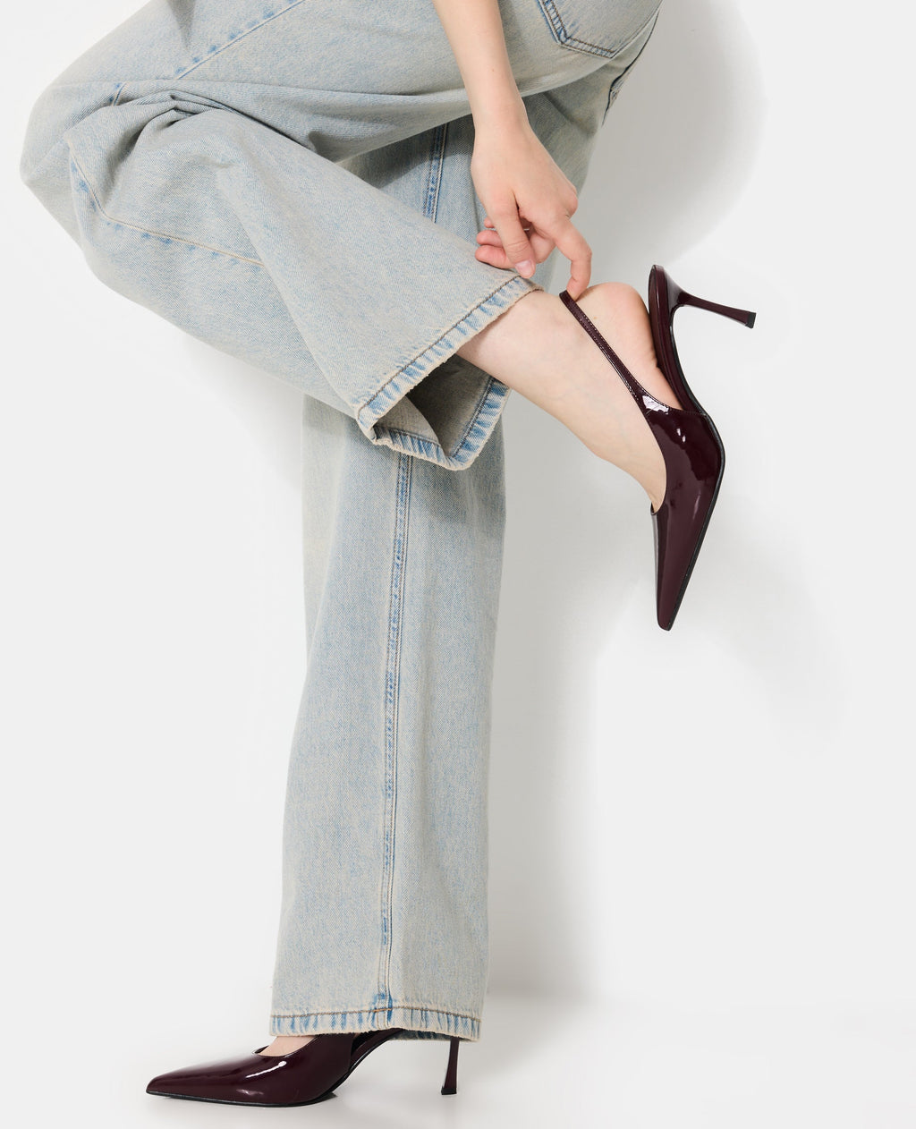 Escarpins bouts pointus et talons ouverts